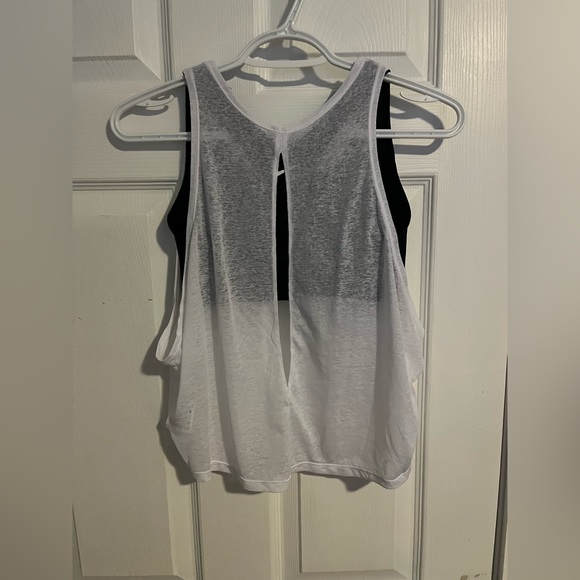 Nike tank top and built in sports bra - Picture 2 of 2
